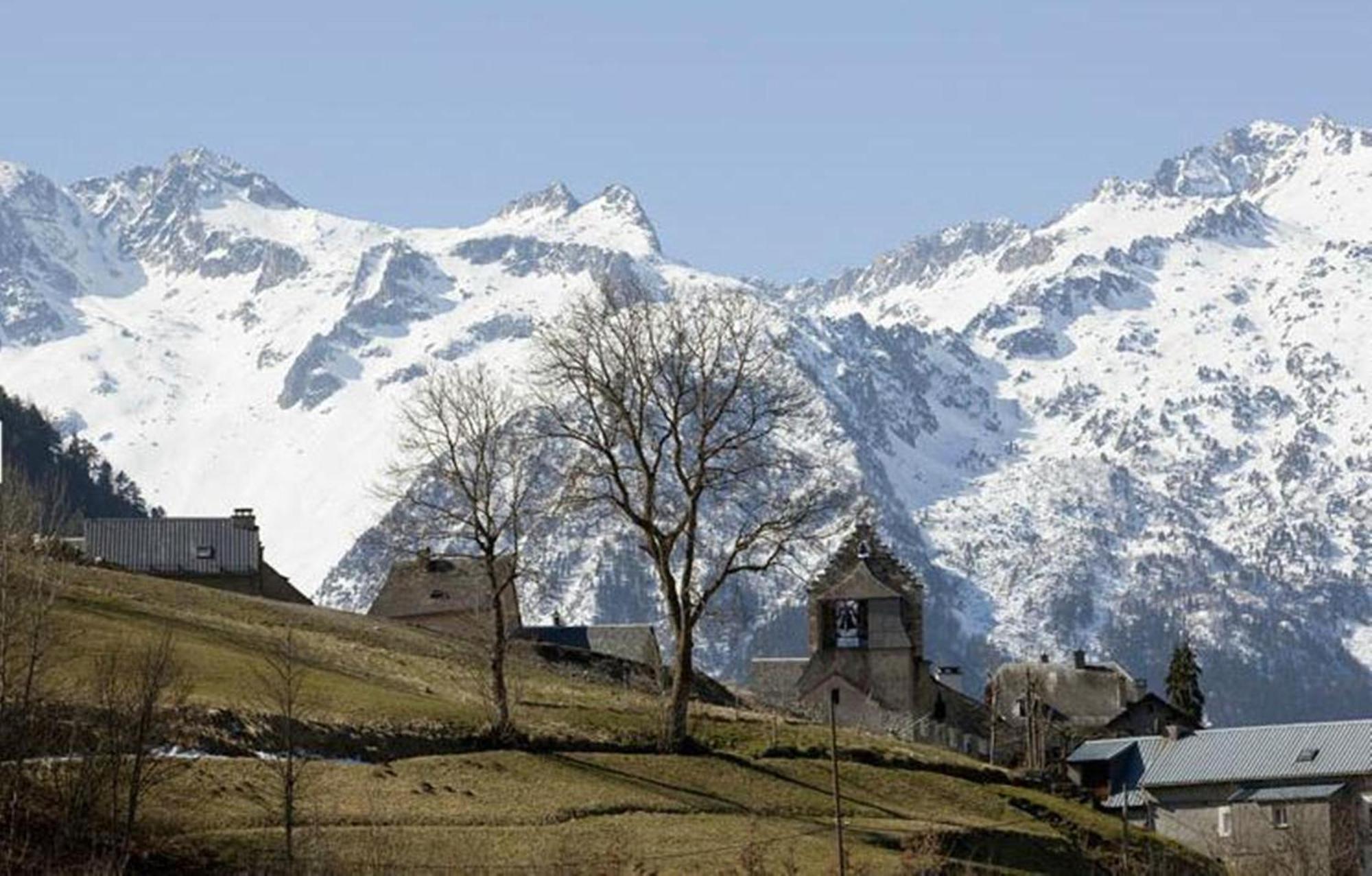 Hotel Le Montaigu Luz-Saint-Sauveur Kültér fotó
