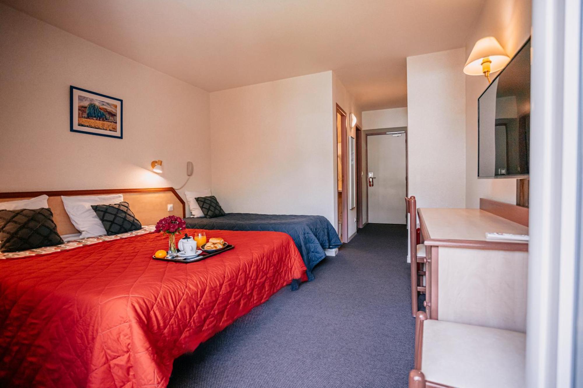 Hotel Le Montaigu Luz-Saint-Sauveur Kültér fotó