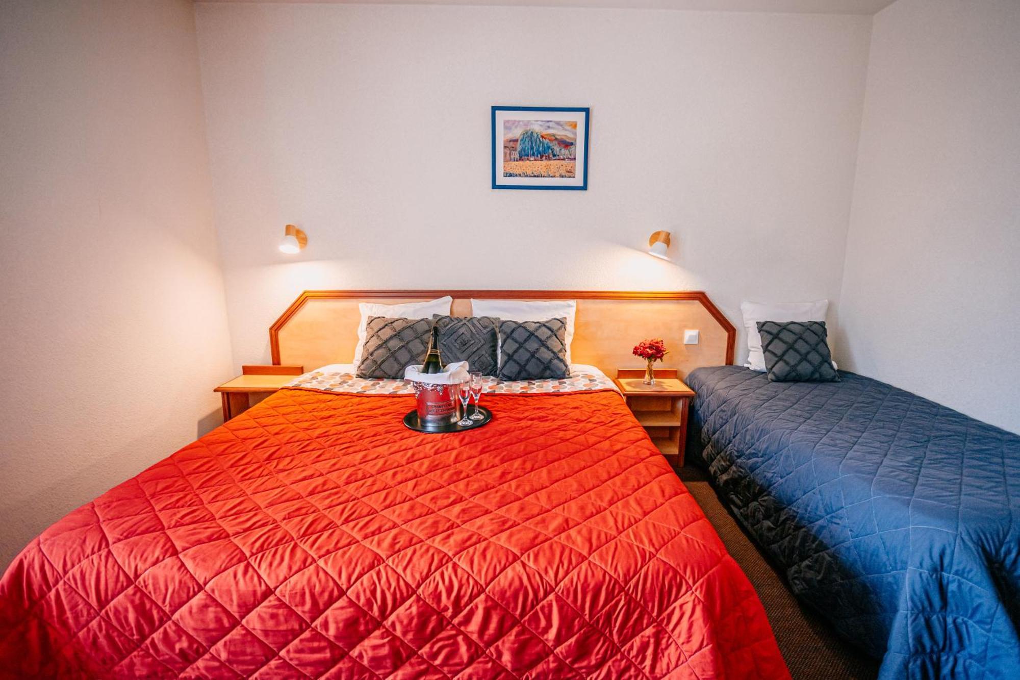 Hotel Le Montaigu Luz-Saint-Sauveur Kültér fotó
