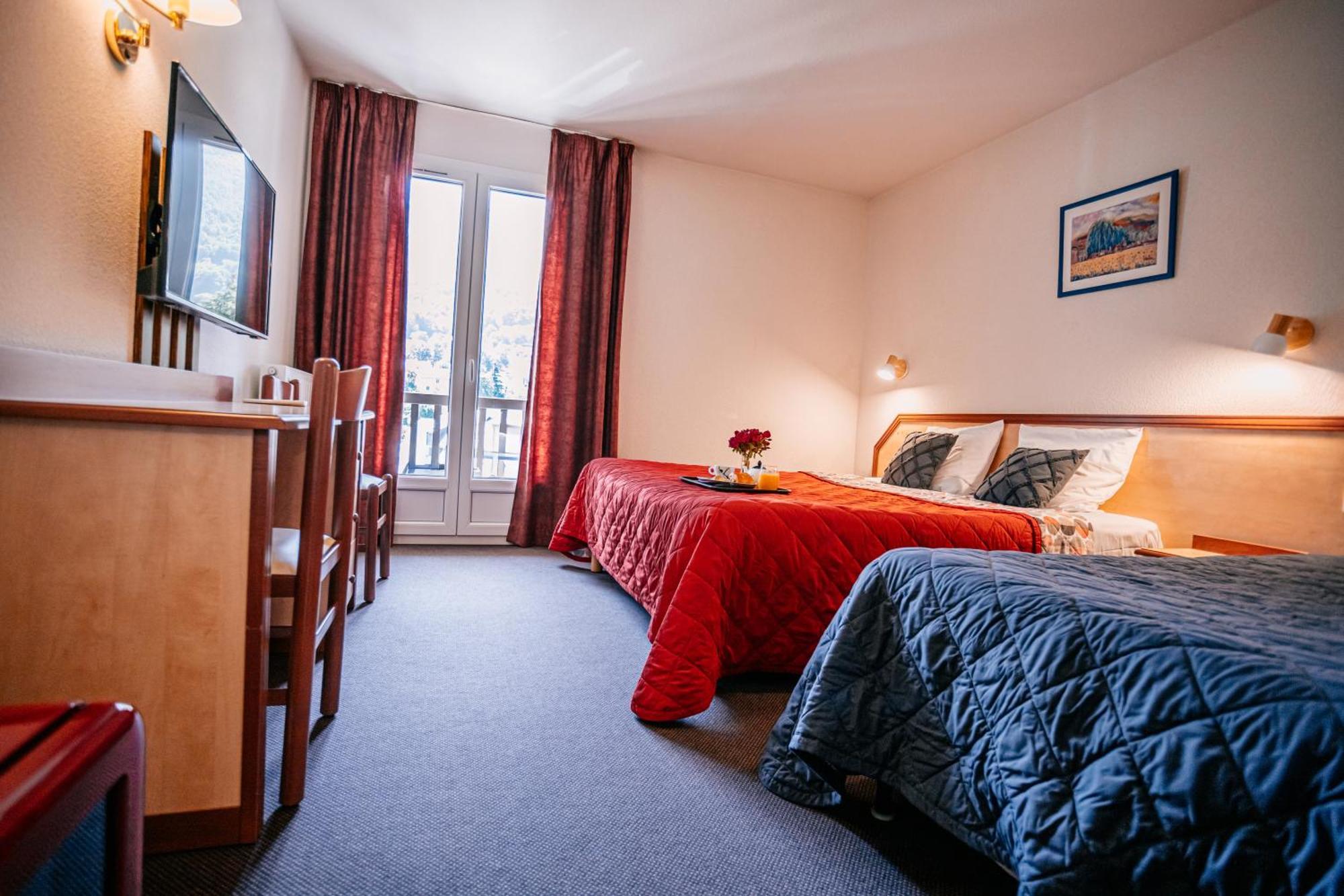 Hotel Le Montaigu Luz-Saint-Sauveur Kültér fotó